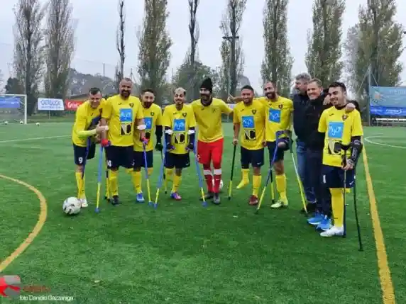 Click to enlarge image web_0420_amputati_calcio_2022.jpg