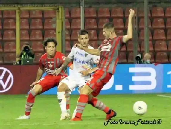 Click to enlarge image cremonese-lecce-3-0-22-09-2021-_400.jpg