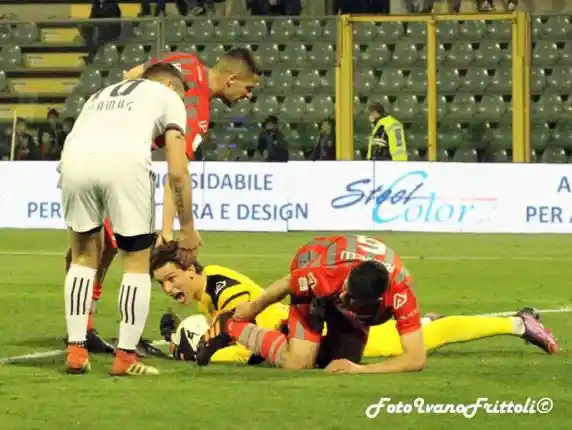 Click to enlarge image 19-carnesecchi-cremonese-alessandria-2-1-05-04-2022-_436.jpg
