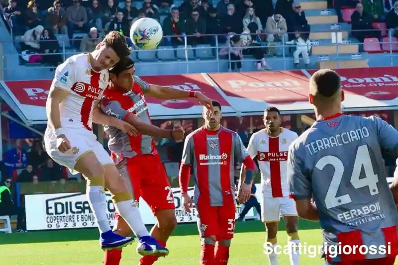 Cremonese-Genoa 0-0 negli Scatti Grigiorossi