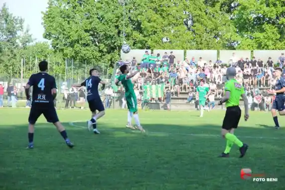 Click to enlarge image img_0318.jpg