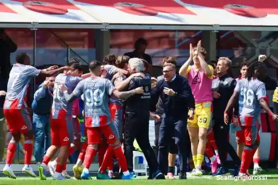 Click to enlarge image 532a7171.jpg