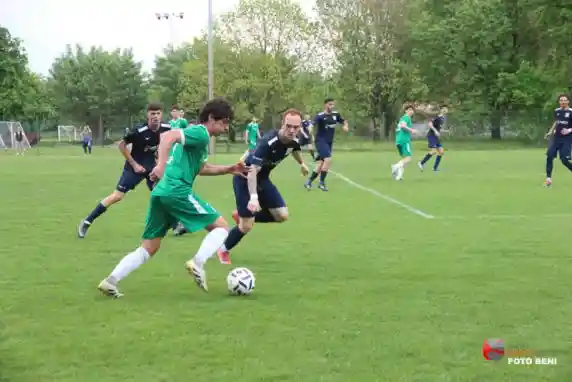 Click to enlarge image img_0102.jpg