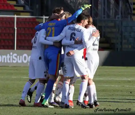 Click to enlarge image cremonese-lecce-1-2-13-02-2021_422.jpg