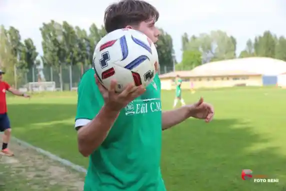 Click to enlarge image img_0141.jpg