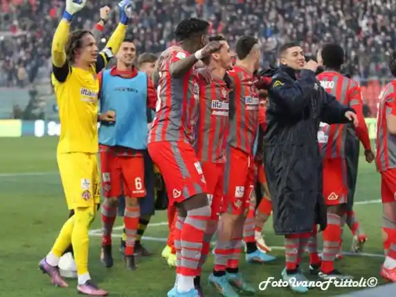 Click to enlarge image cremonese-brescia-2-1-05-03-2022-_706.jpg