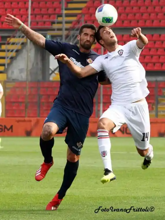 Click to enlarge image Cremonese-Pro-Vercelli-1-2-amich-12-10-19 105.JPG