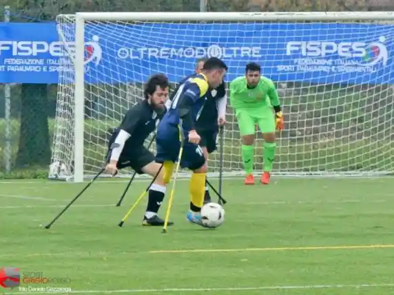Click to enlarge image web_023_amputati_calcio_2022.jpg
