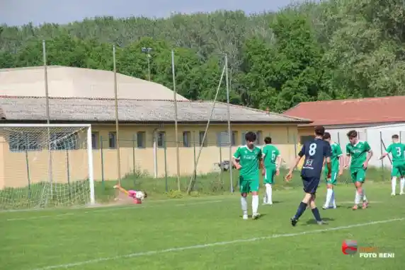 Click to enlarge image img_0183.jpg