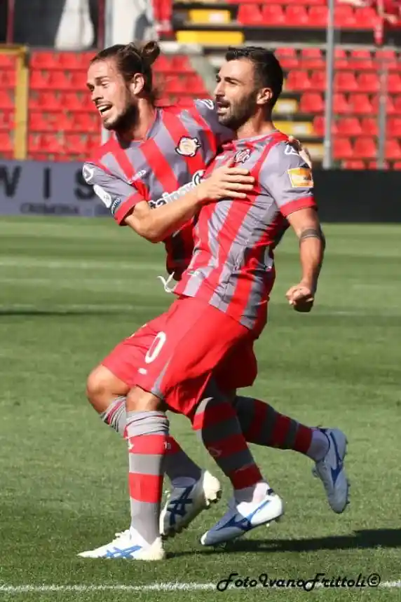 Click to enlarge image Cremonese-Crotone-2-1-21-09-2019 200.JPG