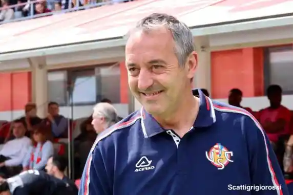 Click to enlarge image 532a6656.jpg