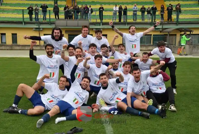 Casaletto Ceredano festeggia una straordinaria promozione anticipata, Sabbioni retrocessa