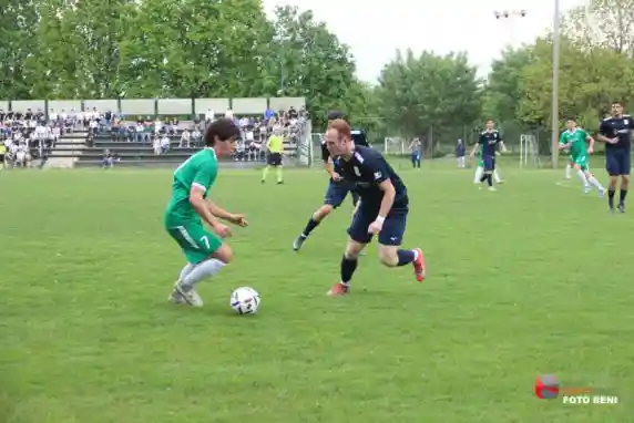 Click to enlarge image img_0100.jpg