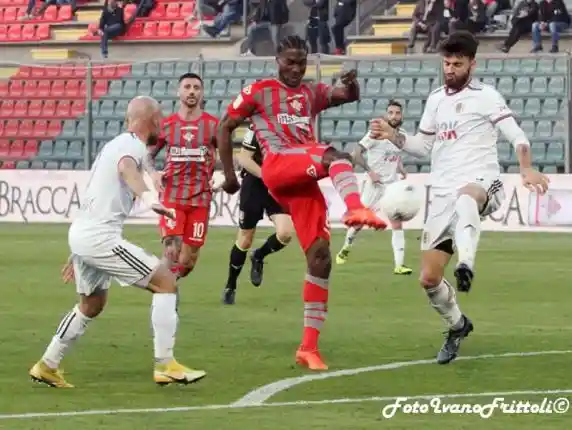 Click to enlarge image 15-gondo-cremonese-alessandria-2-1-05-04-2022-_265.jpg