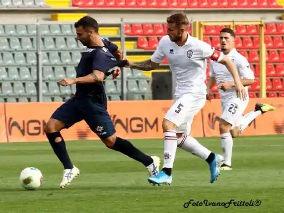 Click to enlarge image Cremonese-Pro-Vercelli-1-2-amich-12-10-19 205.JPG